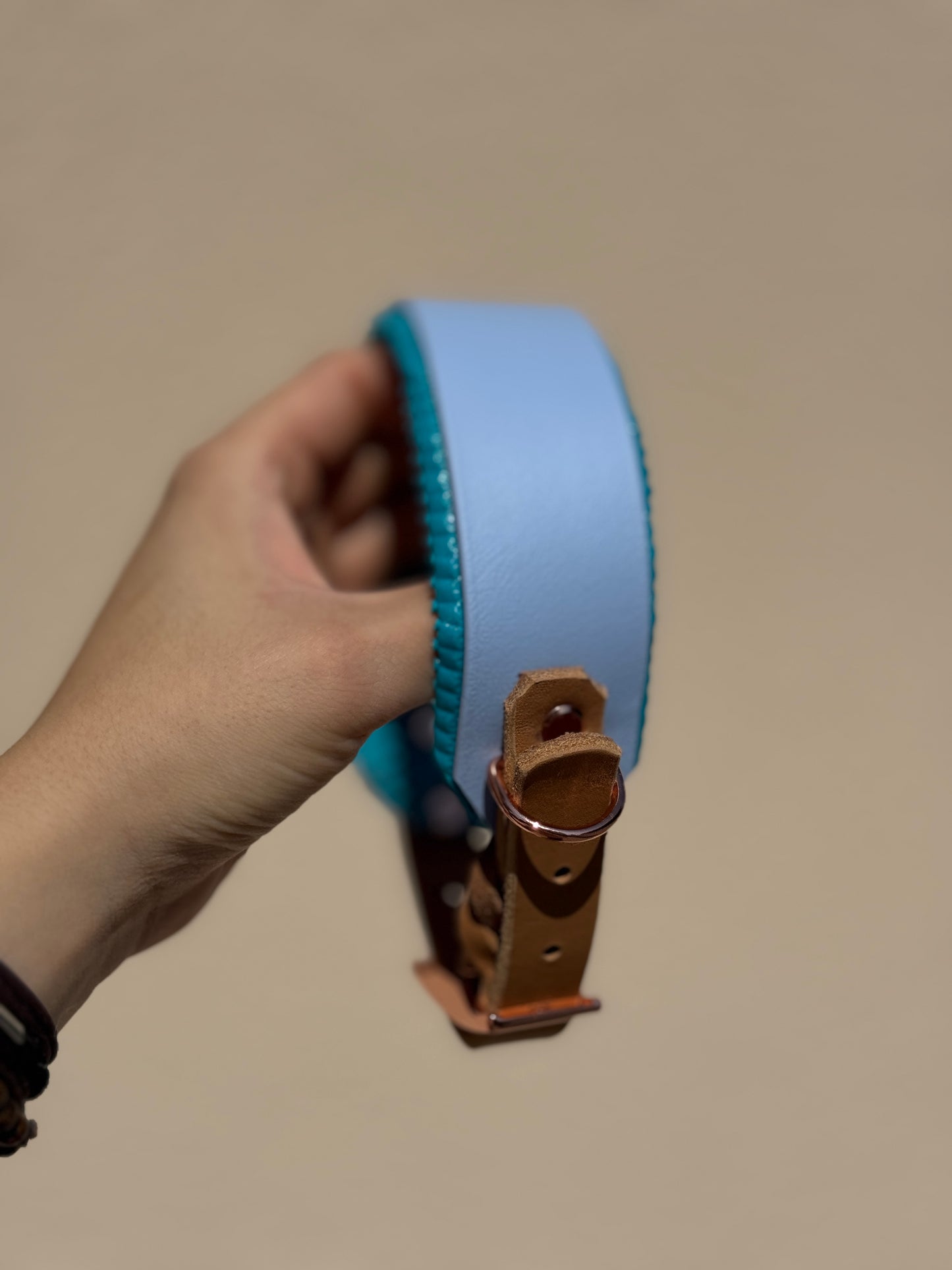 Halsband BioThane® mit Fettleder und Polsterung 38mm HU 31-41 mm Polar Blau/Camel
