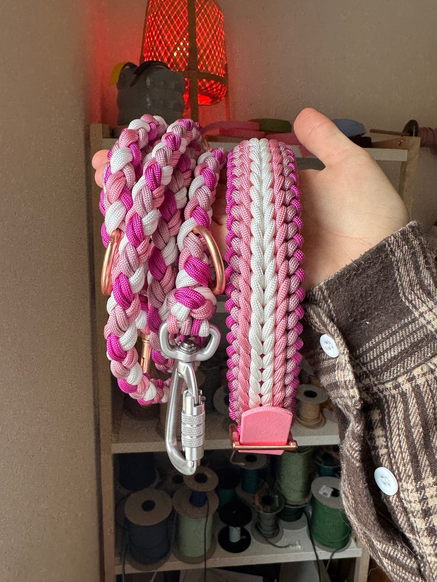 Paracord Halsband "Girly Pop"