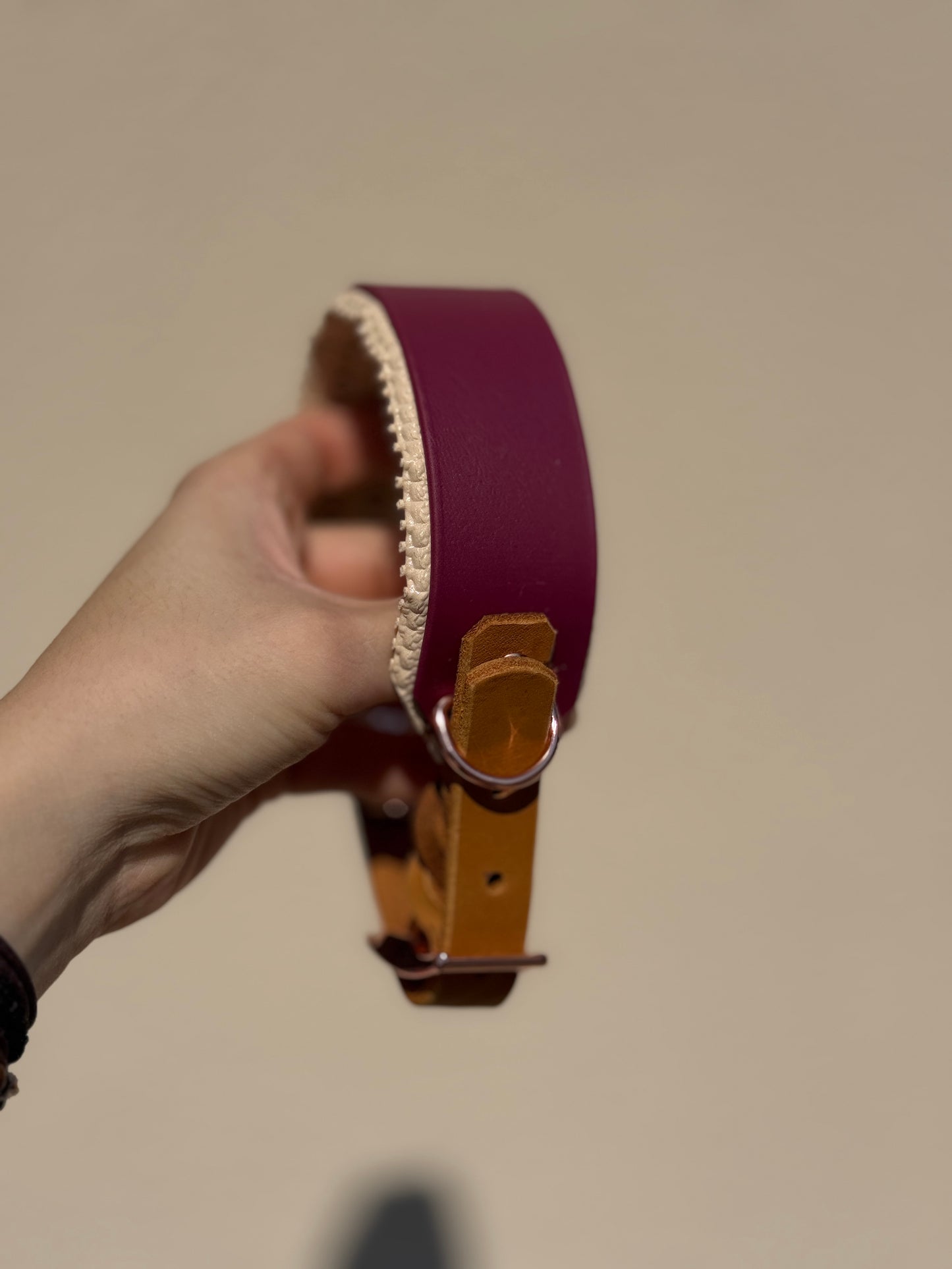 Halsband BioThane® mit Fettleder und Polsterung 38mm HU 31-41 mm Wine Rot/Congac