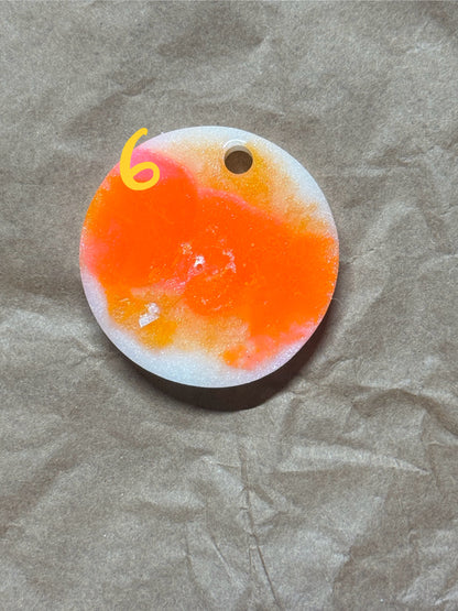 Epoxidharz Hundemarken - Serie Orange/Weiß/Pink