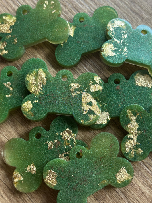 Epoxidharz Hundemarken - Serie Grün/gold Knochen