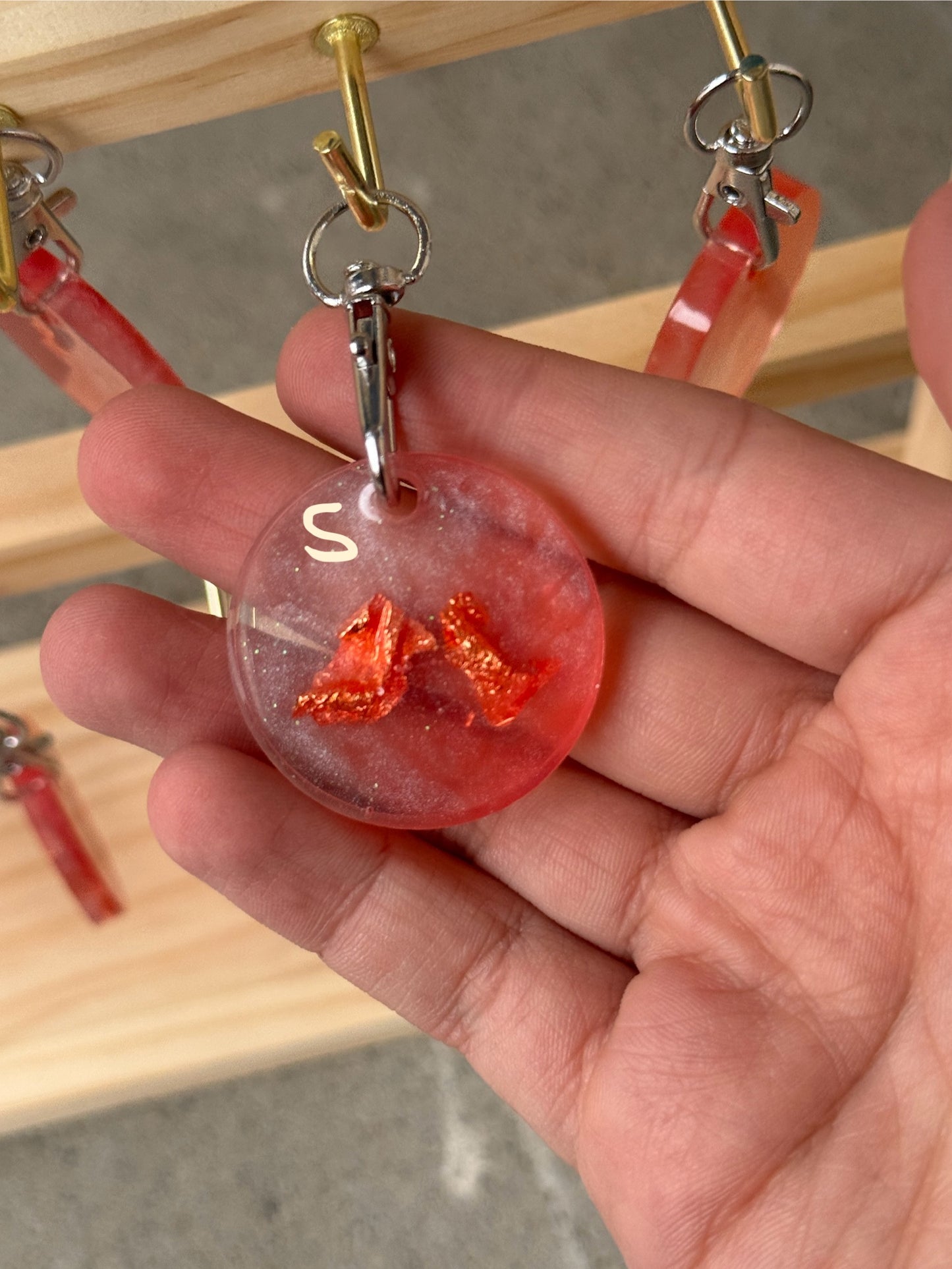 Epoxidharz Hundemarken - Serie Rosarot